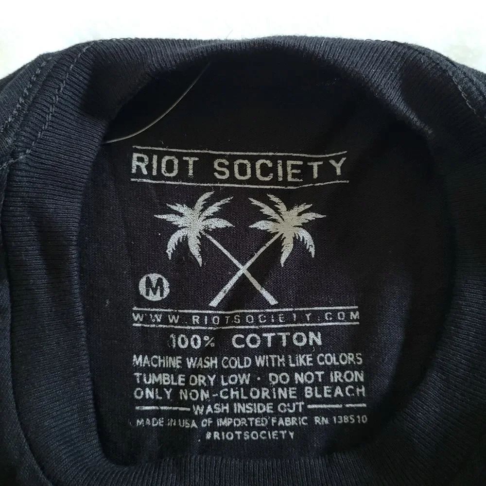 Riot Society "Back to the Future" Graphic Tee👕 - NWOT - Picture 5 of 10